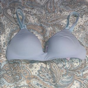 Victoria’s Secret t-shirt bra